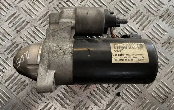 Mercedes-Benz C W205 Starter motor A6519062800