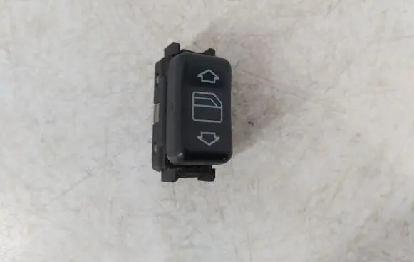 Mercedes-Benz E W124 Electric window control switch 1248209410KZ 03809730