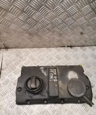 Volkswagen PASSAT B5 Rocker cam cover 038103475m