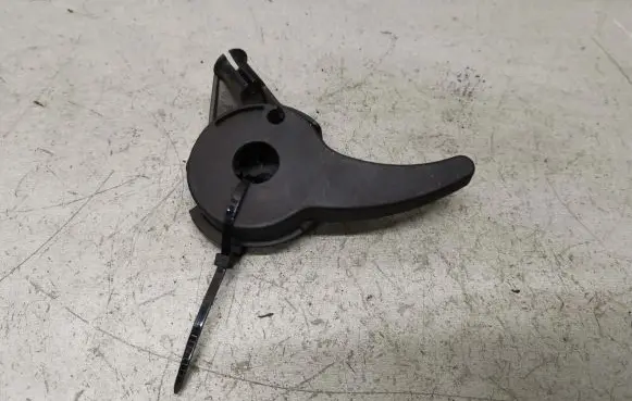 Mercedes-Benz ML W163 Engine bonnet (hood) release handle