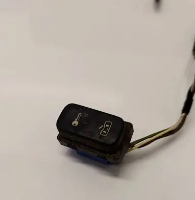 Skoda Octavia Mk2 (1Z) Central locking switch button 1Z0962125A