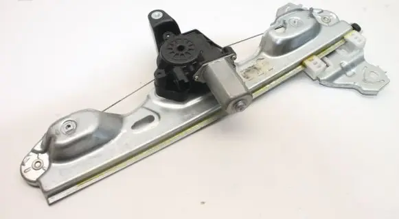 Nissan Pulsar Rear window lifting mechanism without motor 827003ZL0A