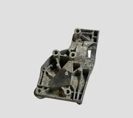 Opel Insignia A A/C compressor mount bracket 55562863 532275354