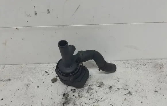 Mercedes-Benz S W221 Electric auxiliary coolant/water pump A2215014084 A2118350028