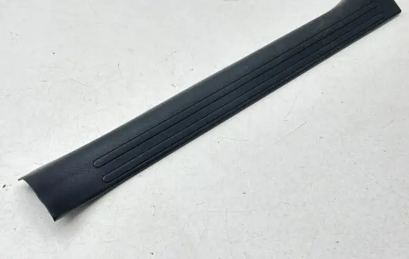 Nissan Juke I F15 Front sill trim cover 769B41KA0A