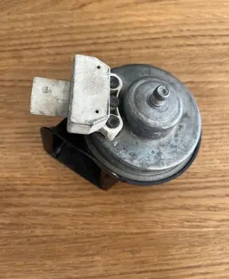 BMW 3 F30 F35 F31 Horn signal 7300976