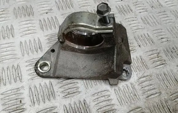 Renault Captur II Driveshaft support bearing bracket 397746410r 118770265