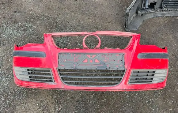 Volkswagen Polo IV 9N3 Front bumper
