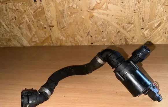 BMW X5 E70 Electric auxiliary coolant/water pump 9197085