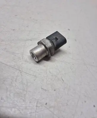 Audi A8 S8 D4 4H Air conditioning (A/C) pressure sensor 4H0959126
