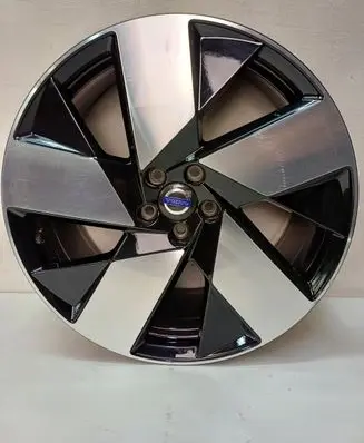 Volvo XC40 R20 alloy rim 