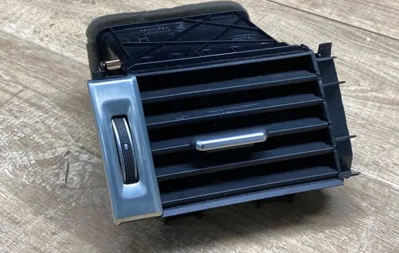 Land Rover Range Rover Evoque L538 Dashboard side air vent grill/cover trim 08089005 BJ32018B08AC