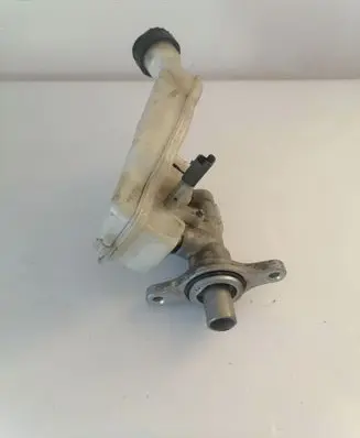 Peugeot 207 Master brake cylinder 32067093 4013