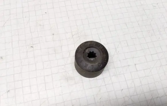 Volkswagen Golf V Wheel nut cap/cover 1K0601173A