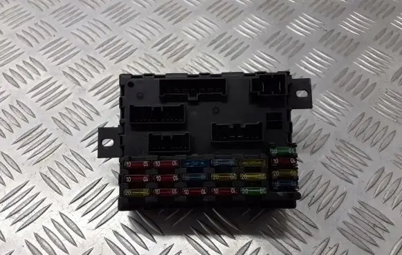 Lancia Lybra Fuse box cover 46776086