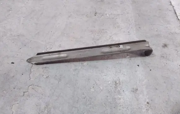Volvo V70 Headlight/headlamp mounting bracket 30678340