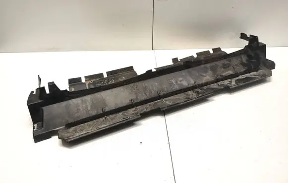 Audi Q7 4M Intercooler air guide/duct channel 