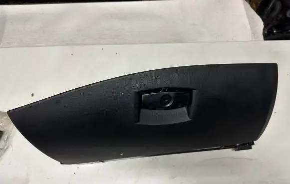 BMW 5 E60 E61 Glove box 7034080 158234