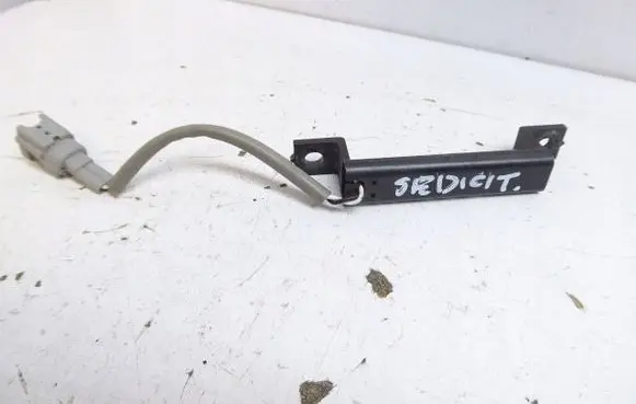 Fiat Sedici Radio antenna 
