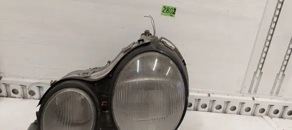 Mercedes-Benz E W210 Headlight/headlamp 144869