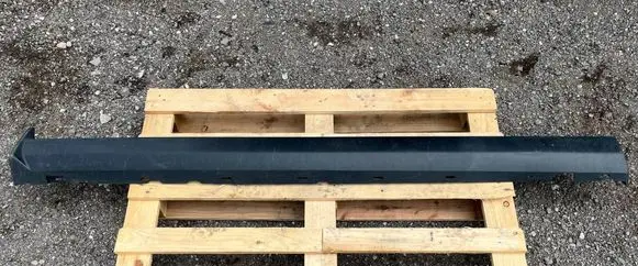 Ford Mustang V Sill/side skirt trim CR3Z6310177AA