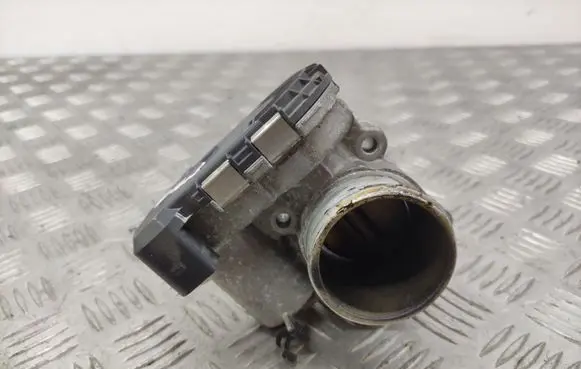 Ford Fiesta Throttle valve 8A6G9F991