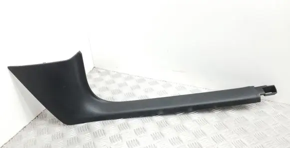 Skoda Octavia Mk2 (1Z) Front sill trim cover 1Z1863484
