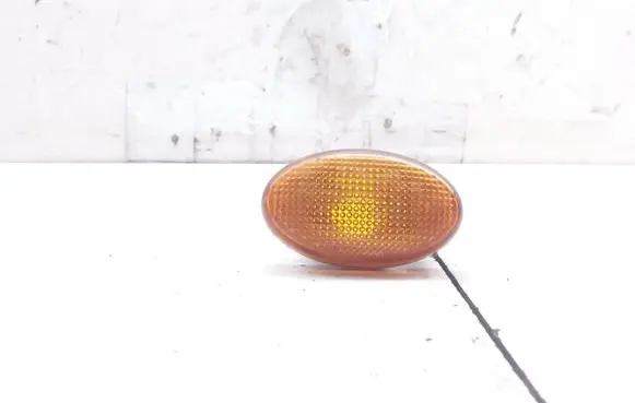 Smart ForTwo I Front fender indicator light 15320020