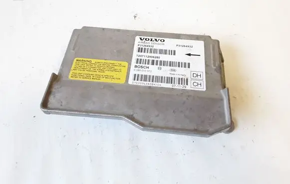 Volvo V70 Airbag control unit/module P31264932 T207112906280 0285010372