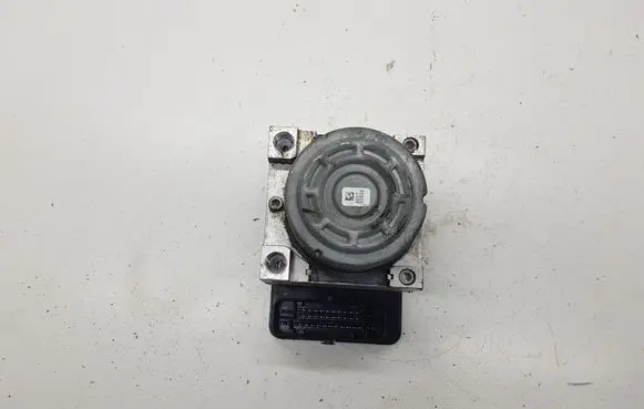 Skoda Octavia Mk3 (5E) ABS Pump 5Q0907379R