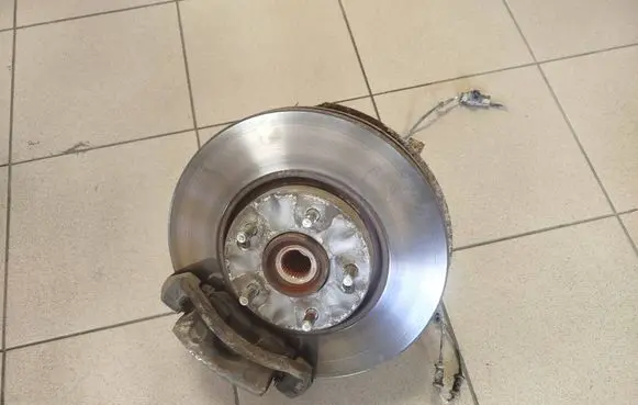 KIA Sportage Front wheel hub spindle knuckle 