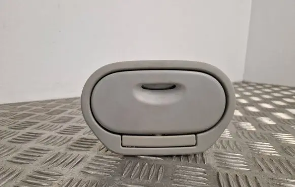 Renault Scenic III - Grand scenic III Rear view mirror (interior) 8200105136