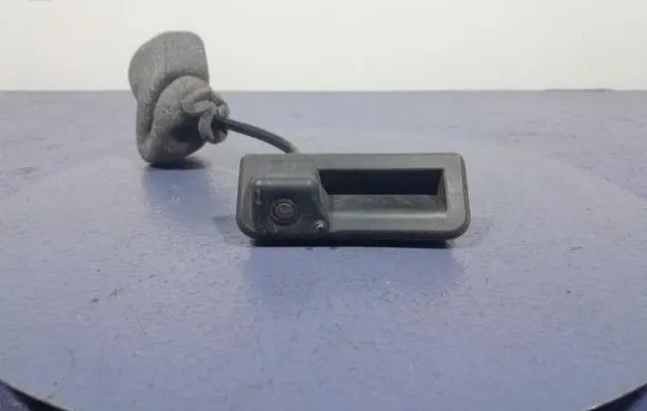 Skoda Superb B5 (3U) Tailgate/trunk/boot exterior handle 566827566B