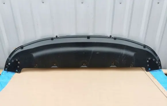Audi e-tron Front bumper skid plate/under tray 4KE807611