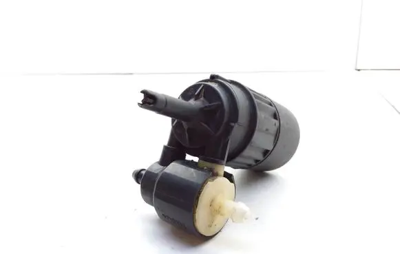 Audi 80 90 S2 B4 Windscreen/windshield washer pump 