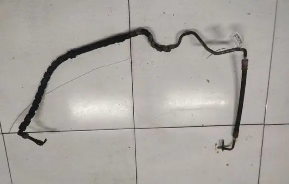 Opel Insignia A Power steering hose/pipe/line 