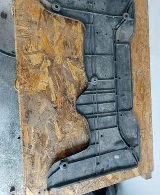 Volkswagen Tiguan Front underbody cover/under tray 3Q0199110B