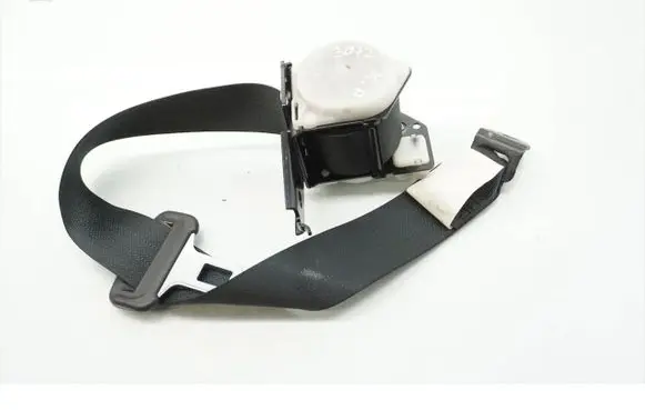 Mazda 3 II Rear seatbelt TK-AB0-EH895