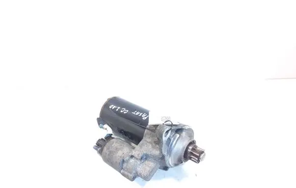 Volkswagen PASSAT CC Starter motor 02E911023H