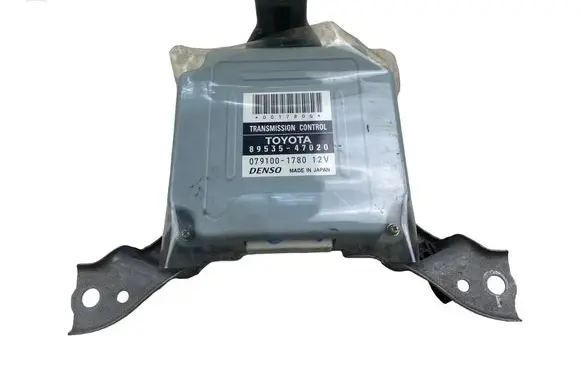 Toyota Prius (XW30) Gearbox control unit/module 8953547020