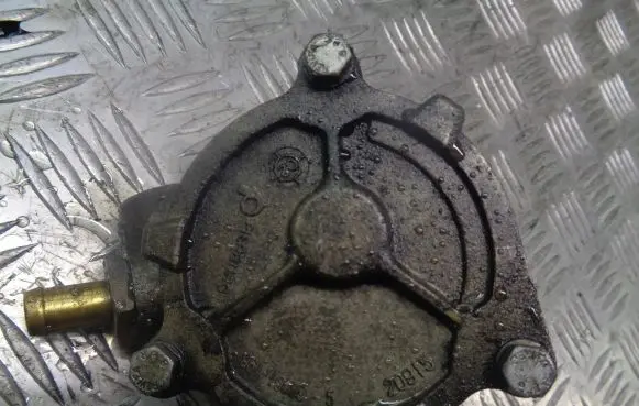 Alfa Romeo 156 Vacuum pump