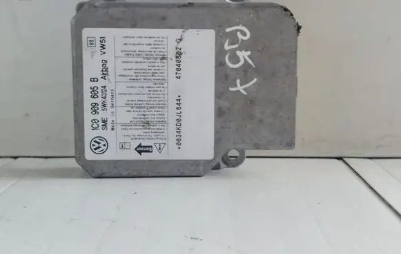 Volkswagen PASSAT B5.5 Airbag control unit/module 1C0909605B