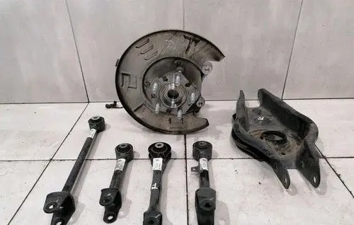 Tesla Model Y Rear wheel bearing hub 104441100G