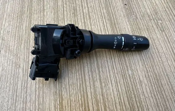 Subaru Outback (BT) Wiper control stalk