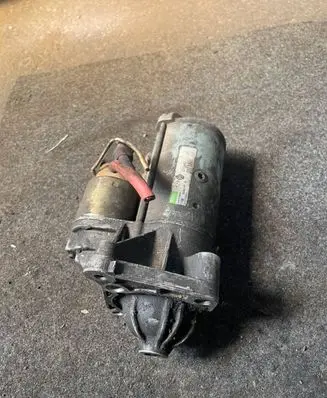 Renault Megane II Starter motor 8200075362B