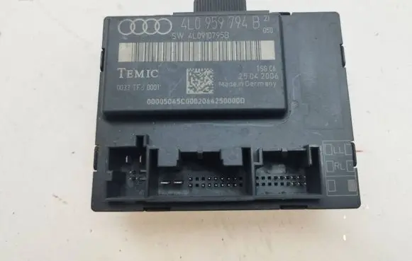 Audi Q7 4L Door control unit/module 4L0959794B 4L0910795B 0033TFJ0001
