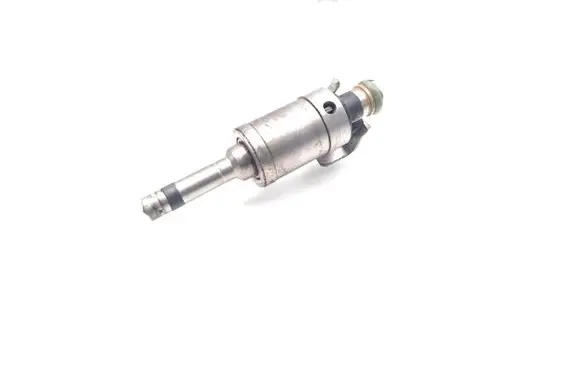 Ford Focus Fuel injector DM5G-9F593-AA