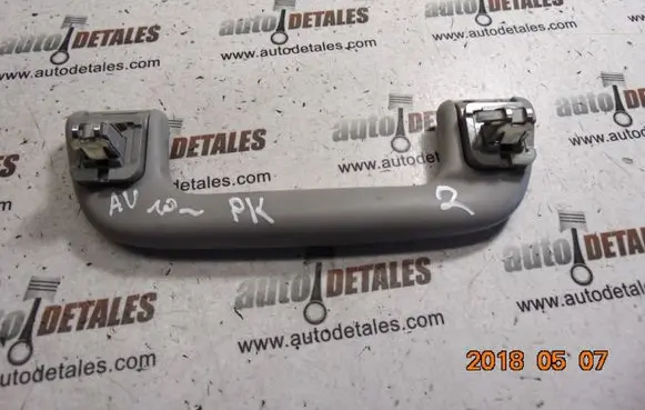 Toyota Avensis T270 Front interior roof grab handle