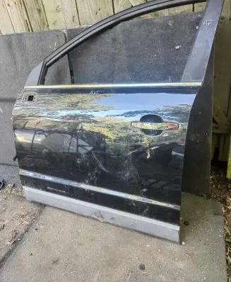 Opel Antara Front door