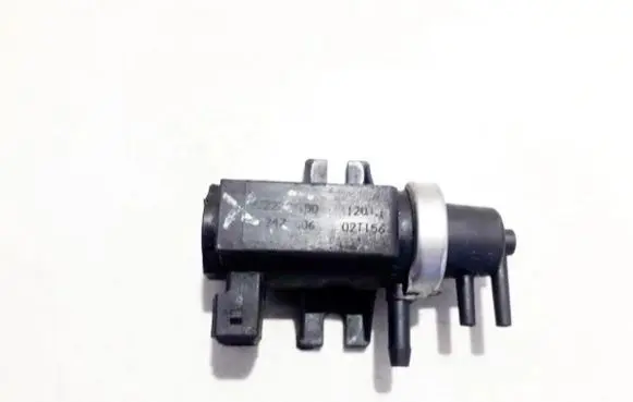 BMW 5 E39 Turbo solenoid valve 72279600 2.247906